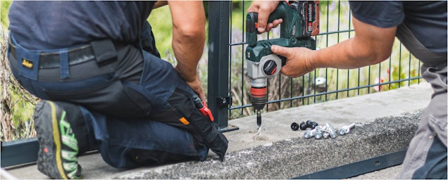 Stabmattenzaun bauen