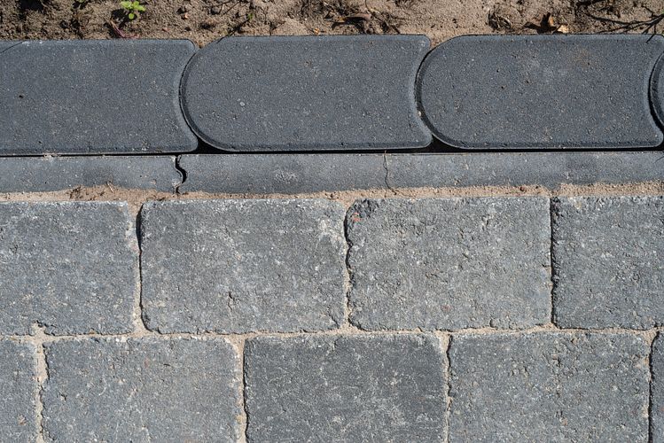 Diephaus Randstein ANTHRAZIT 24/12/4 CM