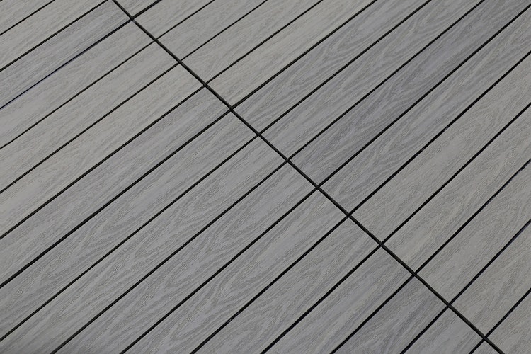 WPC Coex  Terrassenfliesen 30x90 Light grey