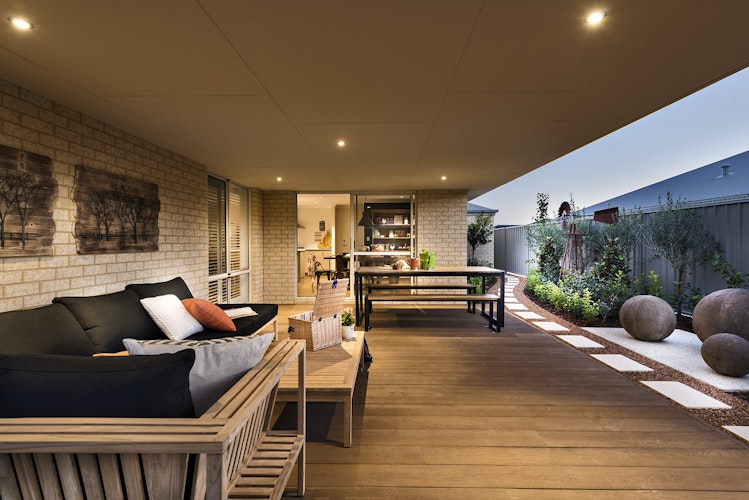 Millboard®  Terrassendiele ENHANCED GRAIN Coppered Oak 176 x 3600 x 32 mm